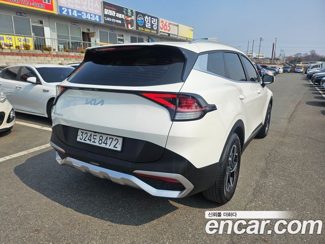Kia Sportage 2023 — photo 3