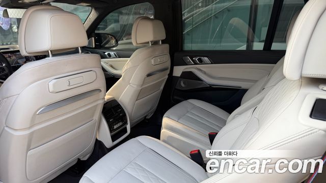 BMW X7 2024 — photo 11
