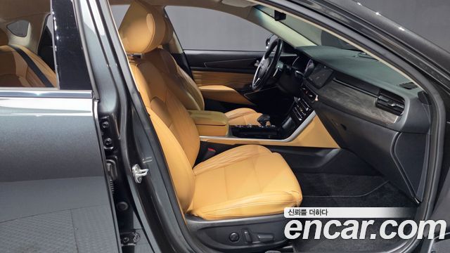 Kia K7 2021 — photo 11