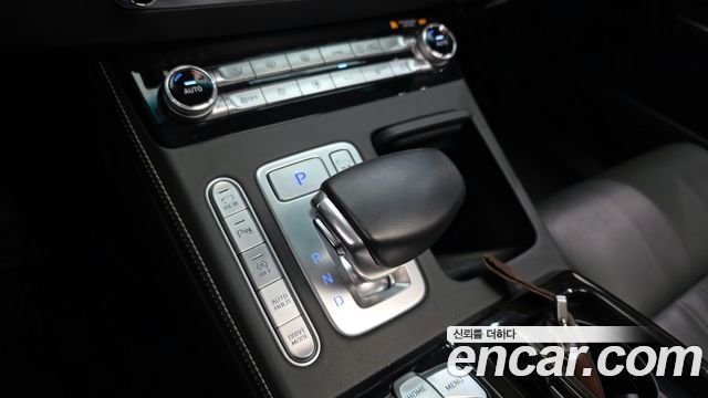 Genesis G90 2021 — photo 9