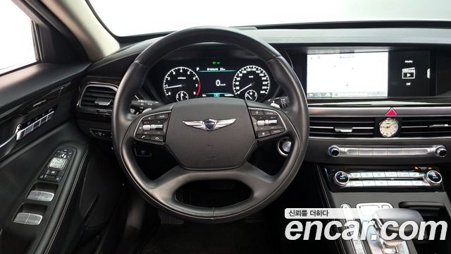 Genesis G90 2021 — photo 13