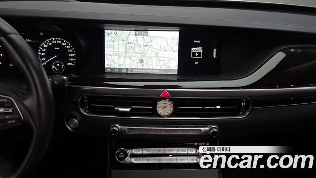 Genesis G90 2021 — photo 14