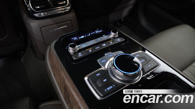 Genesis G90 2021 — photo 18