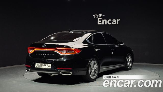 Hyundai Grandeur 2017 — photo 2
