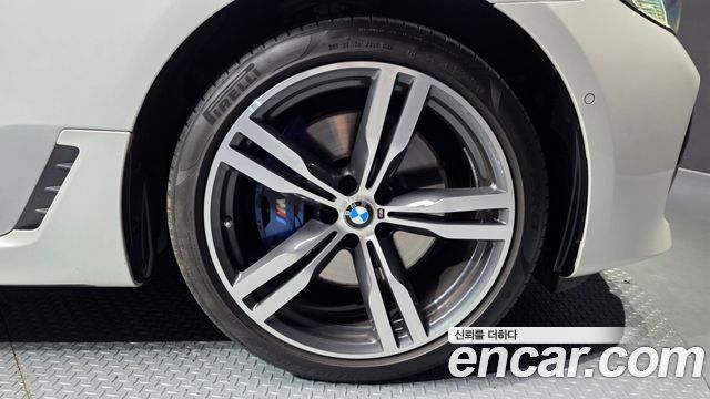 BMW Gran Turismo 2022 — photo 5