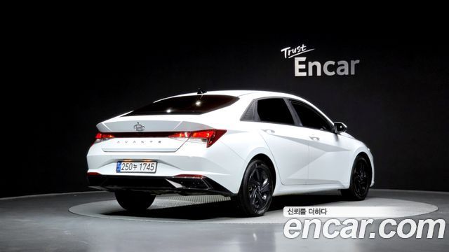 Hyundai AVANTE 2023 — photo 2