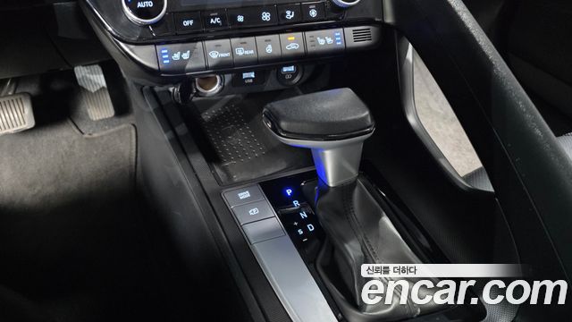 Hyundai AVANTE 2023 — photo 9