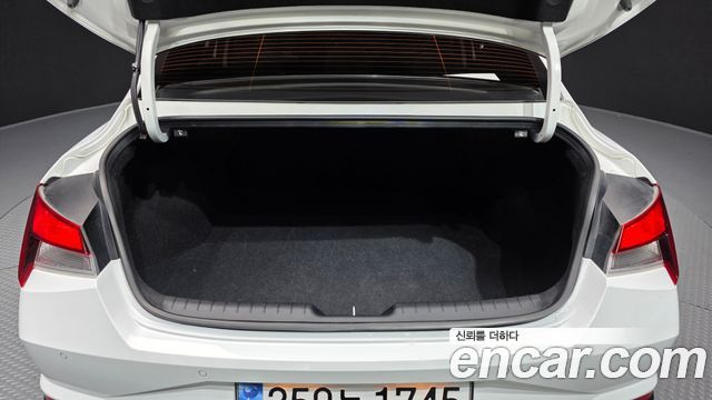 Hyundai AVANTE 2023 — photo 20