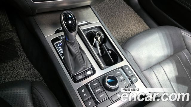 Hyundai Genesis 2016 — photo 9