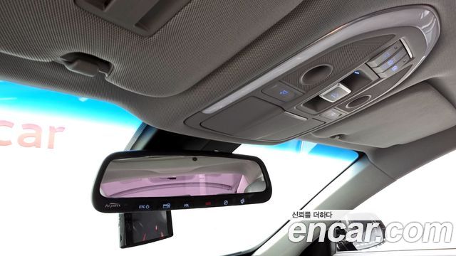 Hyundai Genesis 2016 — photo 17