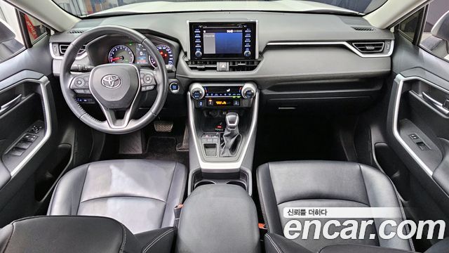 Toyota RAV4 2019 — photo 7