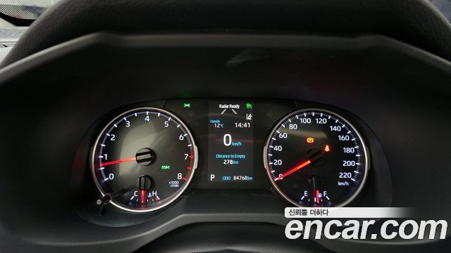 Toyota RAV4 2019 — photo 8