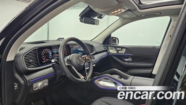 Mercedes-Benz GLE-Class 2025 — photo 9