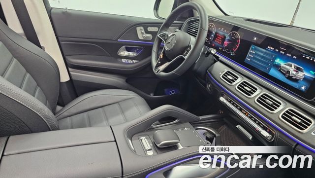 Mercedes-Benz GLE-Class 2025 — photo 14