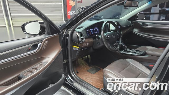 Hyundai Grandeur 2017 — photo 11