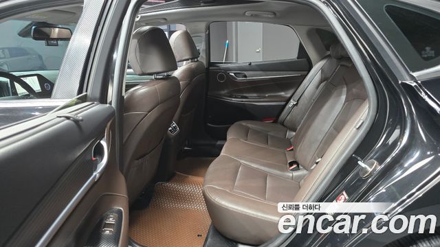 Hyundai Grandeur 2017 — photo 12