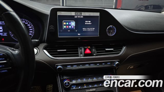 Hyundai Grandeur 2017 — photo 16