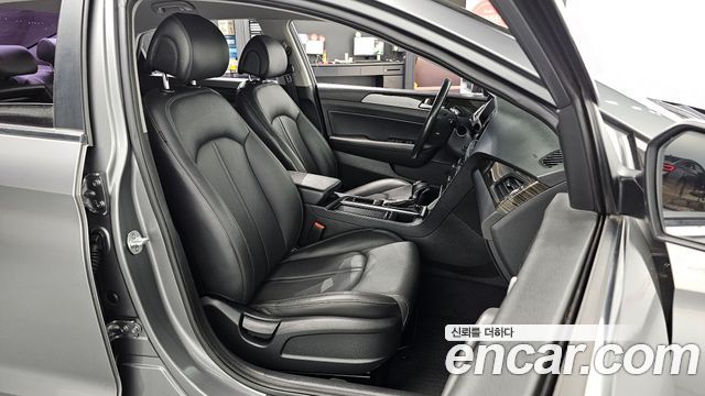 Hyundai Sonata 2017 — photo 10