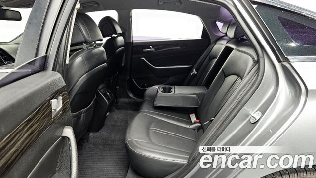 Hyundai Sonata 2017 — photo 12