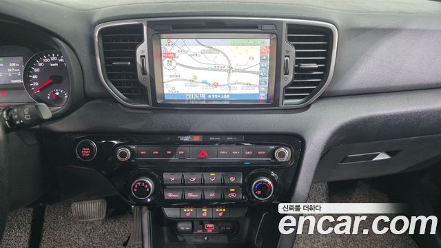 Kia Sportage 2016 — photo 14