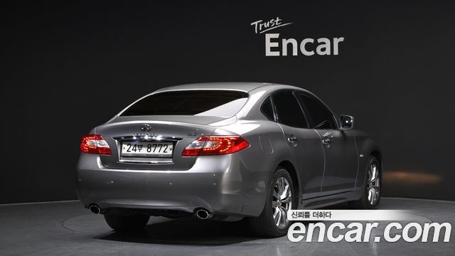 Infiniti M 2013 — photo 2