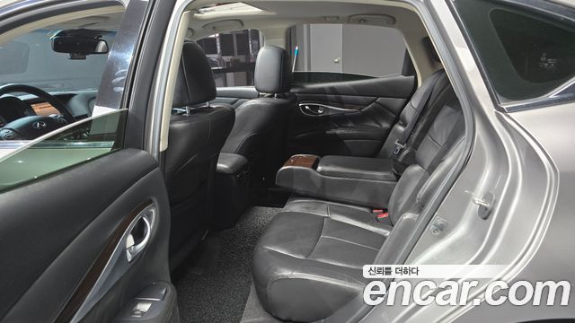 Infiniti M 2013 — photo 13