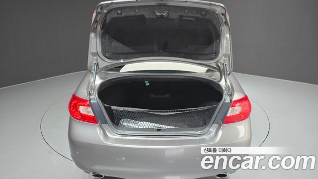 Infiniti M 2013 — photo 20