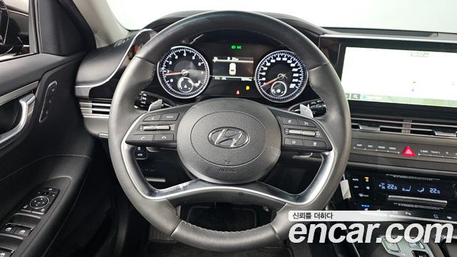 Hyundai Grandeur 2022 — photo 13