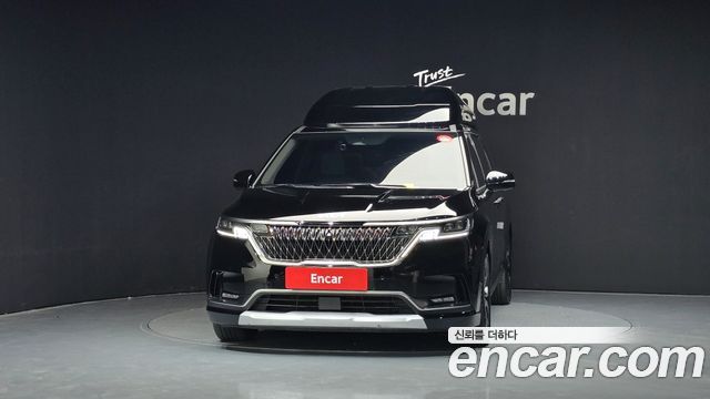 Kia Canival 2022 — photo 3