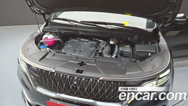Kia Canival 2022 — photo 6