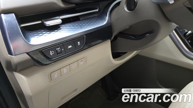 Kia Canival 2022 — photo 14