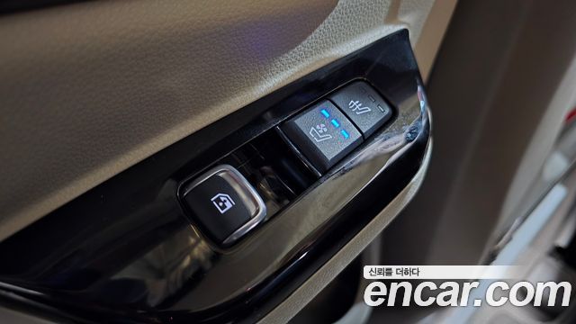 Kia Canival 2022 — photo 18