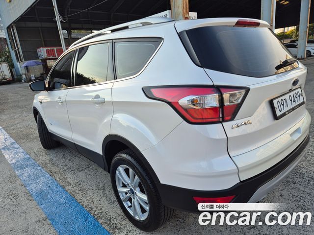 Ford Kuga 2017 — photo 4
