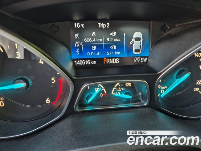 Ford Kuga 2017 — photo 8