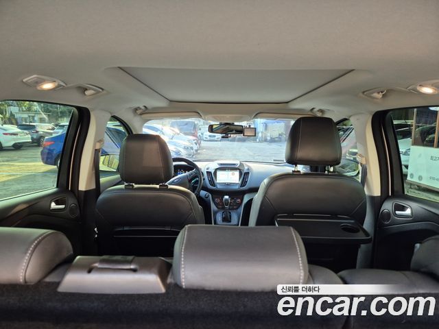 Ford Kuga 2017 — photo 10