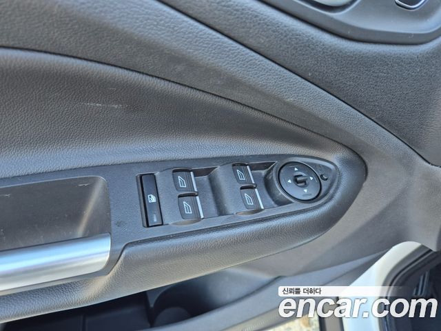 Ford Kuga 2017 — photo 11