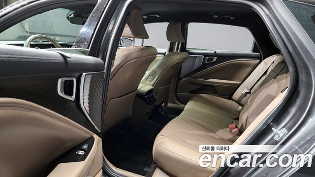 Kia K8 2022 — photo 12