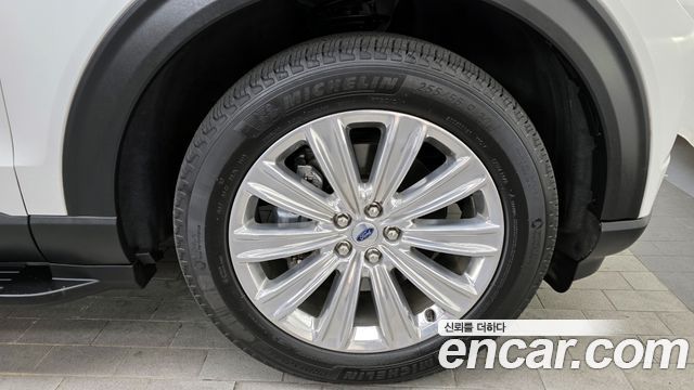 Ford Explorer 2022 — photo 5