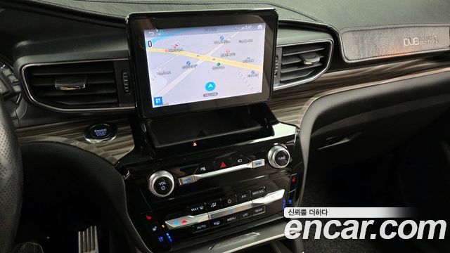 Ford Explorer 2022 — photo 14