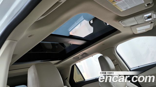 Ford Explorer 2022 — photo 17