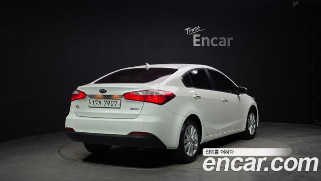 Kia K3 2015 — photo 2