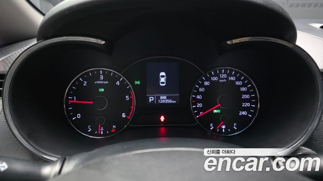 Kia K3 2015 — photo 8