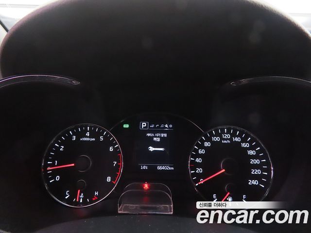 Kia K3 2017 — photo 9
