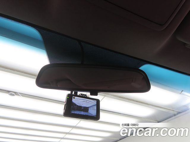 Kia K3 2017 — photo 12