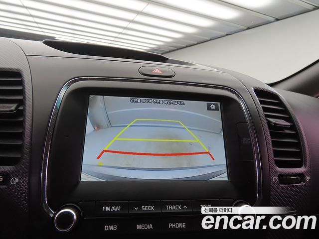 Kia K3 2017 — photo 14
