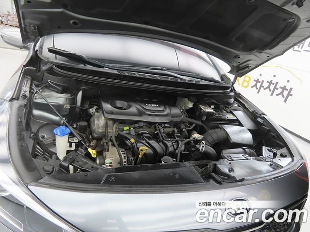 Kia K3 2017 — photo 19