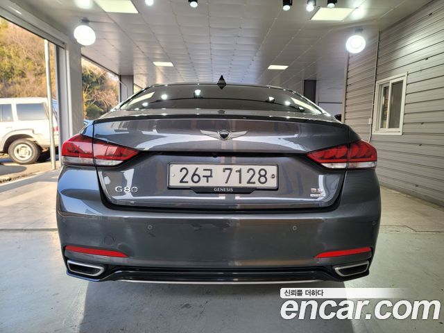 Genesis G80 2017 — photo 4