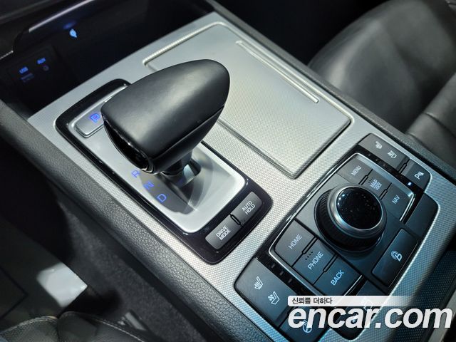 Genesis G80 2017 — photo 9