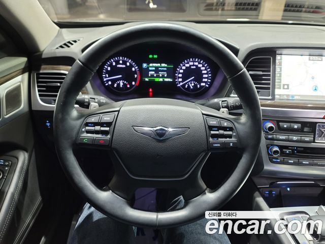 Genesis G80 2017 — photo 15