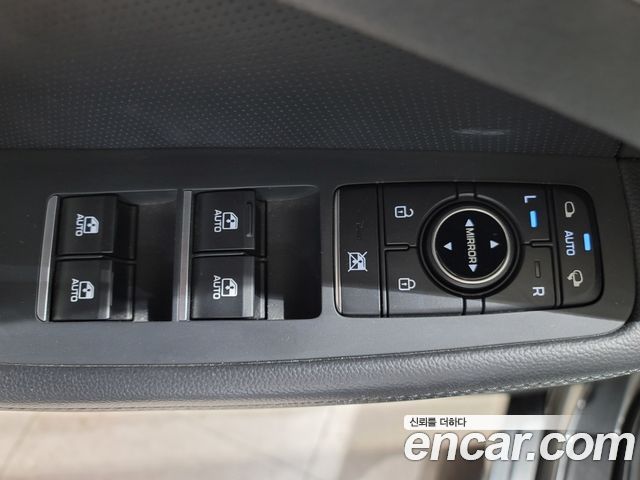 Genesis G80 2017 — photo 19